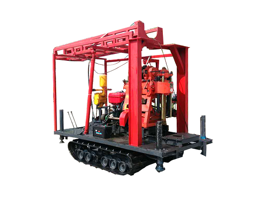 XY-150型全液壓塔泵一體式履帶鉆機(jī)